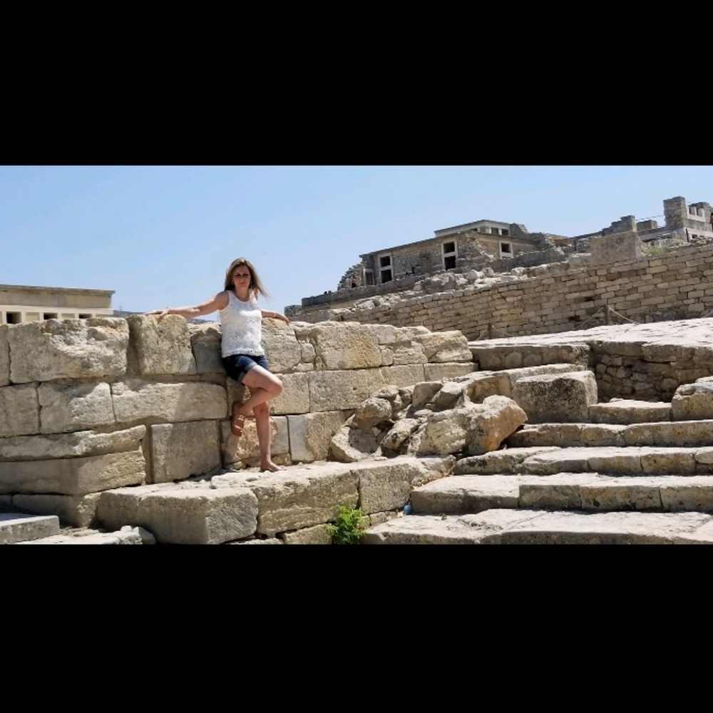 Meet your Posher, in Women's Fashion! - Picture 4 of 4